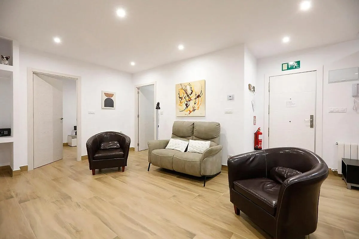 Modern Apartment Well Connected San Sebastián