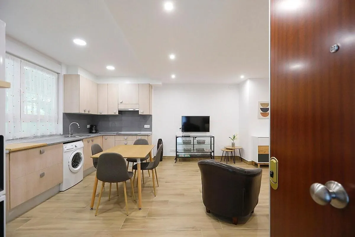 Modern Apartment Well Connected San Sebastián
